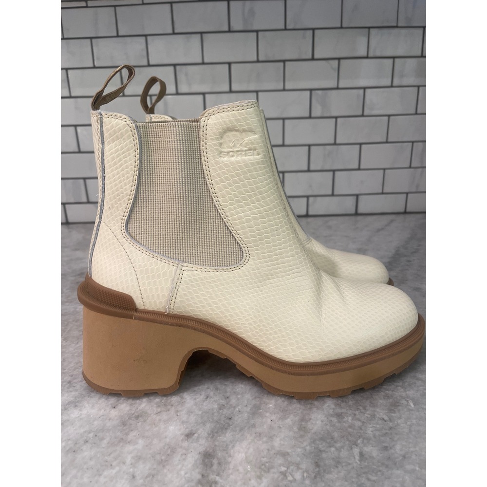 Sorel Chelsea Boot Women 8.5 Cream Brex Boot Snakeskin Embossed Platform Lug
